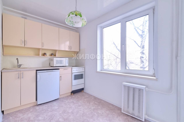 
   Продам 2-комнатную, 43.8 м², Олега Кошевого ул, 73

. Фото 6.