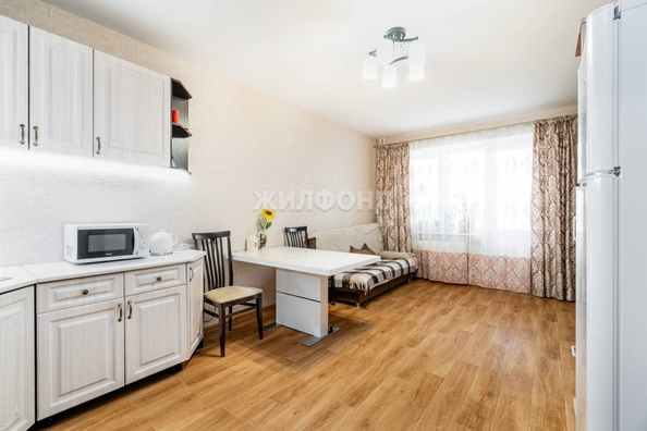 
   Продам 3-комнатную, 59.3 м², Герасименко ул, 3/16

. Фото 2.