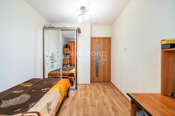 
   Продам 3-комнатную, 59.3 м², Герасименко ул, 3/16

. Фото 3.