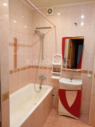 
   Продам 2-комнатную, 55.4 м², 79 Гвардейской Дивизии ул, 9в

. Фото 8.