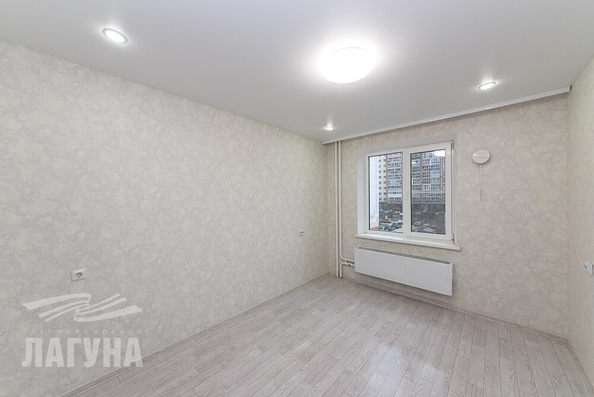 
   Продам 3-комнатную, 76.6 м², Сибирская ул, 56

. Фото 3.