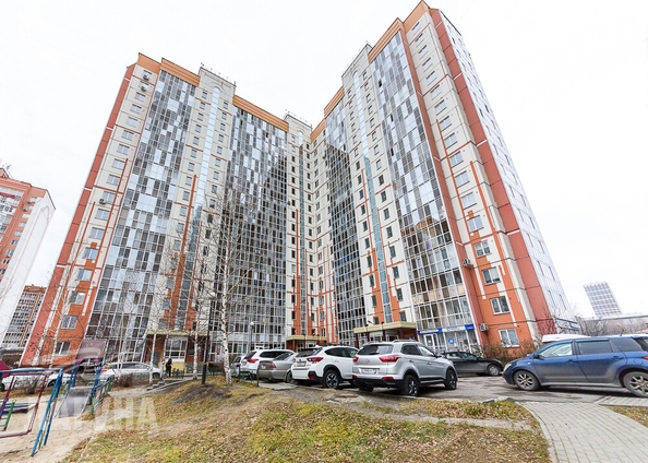 
   Продам 3-комнатную, 76.6 м², Сибирская ул, 56

. Фото 10.