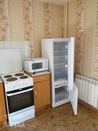 
  Сдам в аренду 1-комнатную квартиру, 45 м², Томск

. Фото 1.