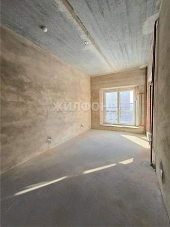 
   Продам 2-комнатную, 49 м², Исаака Левитана, 1

. Фото 2.