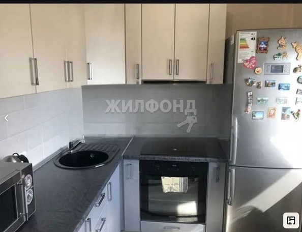 
   Продам 1-комнатную, 36.8 м², Алтайская ул, 97

. Фото 4.