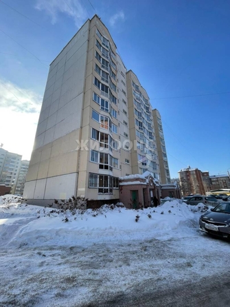 
   Продам 2-комнатную, 63 м², Рабочая 1-я ул, 4

. Фото 11.