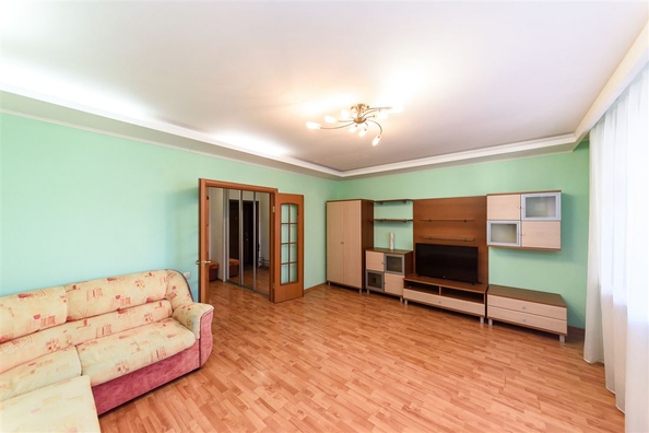 
  Сдам в аренду 2-комнатную квартиру, 65 м², Томск

. Фото 4.