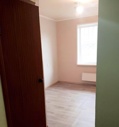 
  Продается 1-комн. квартира, 13.5 м², Айвазовского ул, д. 33
. Фото 5.