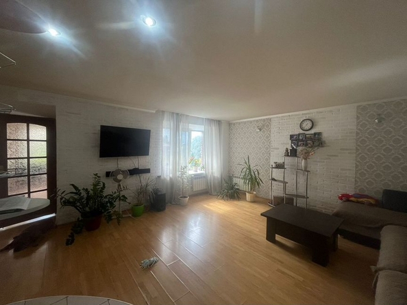 
  Продается 4-комн. квартира, 116 м², Большая Подгорная ул, д. 40
. Фото 20.