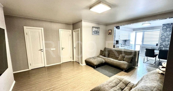 
  Продается 2-комн. квартира, 74.5 м², Сибирская ул, д. 116
. Фото 2.
