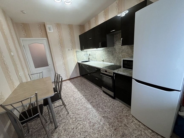 
  Продается 2-комн. квартира, 59.5 м², Юрия Ковалева ул, д. 40
. Фото 5.