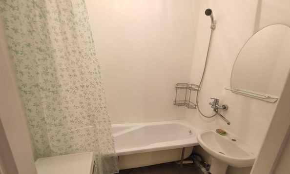 
  Продается 2-комн. квартира, 52.7 м², Андрея Крячкова ул, д. 19
. Фото 2.