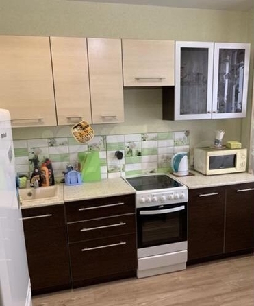 
  Продается 1-комн. квартира, 46 м², Ленская ул, д. 51
. Фото 3.