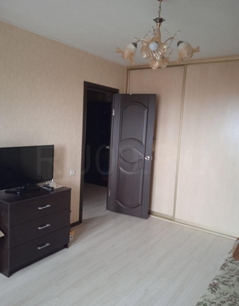 
   Продам 3-комнатную, 60 м², Гагарина ул (Лоскутово д), 45

. Фото 3.