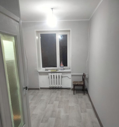 
   Продам 1-комнатную, 10.8 м², Алтайская ул, 153

. Фото 2.