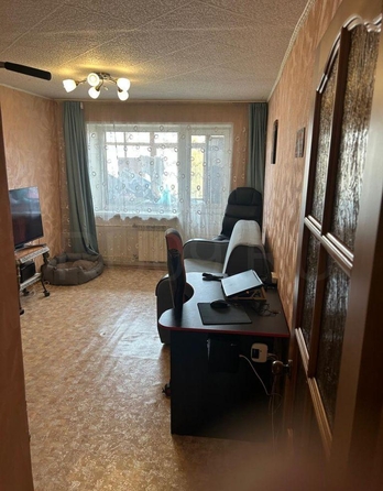 
   Продам 3-комнатную, 51.4 м², Алтайская ул, 105

. Фото 4.