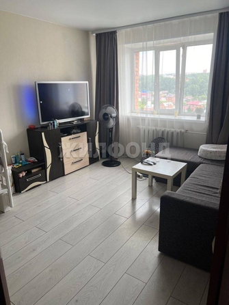 
  Продается 1-комн. квартира, 40 м², Розы Люксембург ул, д. 101
. Фото 4.