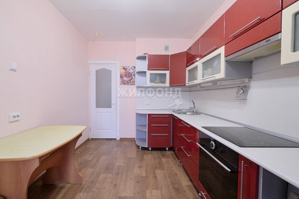 
   Продам 3-комнатную, 60.1 м², Обручева ул, 12Б

. Фото 11.