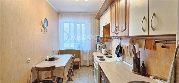 
   Продам 3-комнатную, 65.1 м², Лебедева ул, 41

. Фото 4.