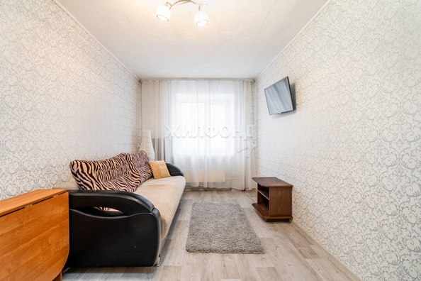 
   Продам секционку, 15 м², Карла Маркса ул, 81

. Фото 1.