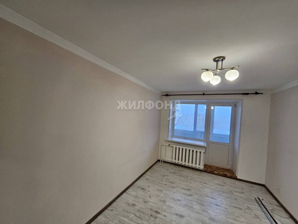 
   Продам 1-комнатную, 38 м², Мельничная ул, 45а

. Фото 17.