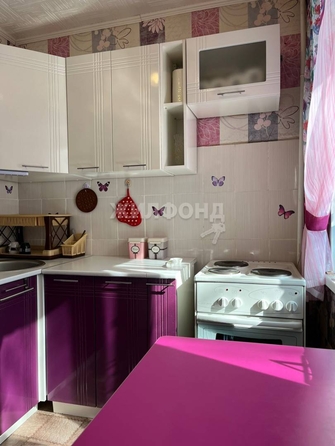 
   Продам 2-комнатную, 41.9 м², Иркутский тракт, 15Б

. Фото 2.