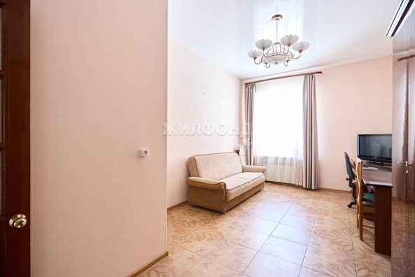 
   Продам дом, 242.4 м², Томск

. Фото 20.