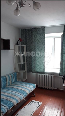 
   Продам секционку, 8 м², Савиных ул, 13

. Фото 2.