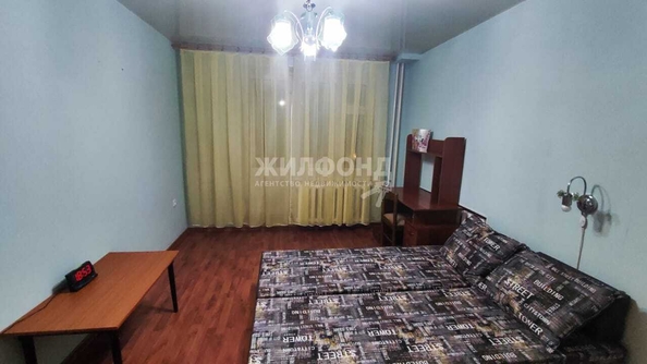 
  Сдам в аренду 1-комнатную квартиру, 61 м², Томск

. Фото 8.