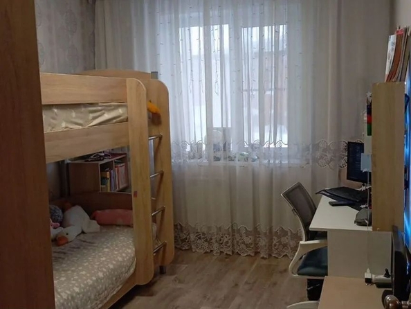 
   Продам 2-комнатную, 54 м², Ивана Черных ул, 24

. Фото 1.