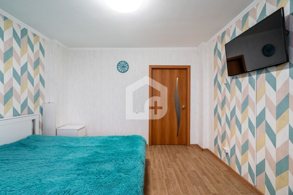 
   Продам 2-комнатную, 61 м², Ивана Черных ул, 125

. Фото 4.