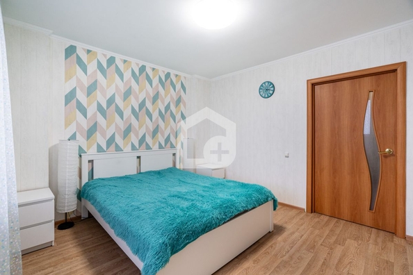 
   Продам 2-комнатную, 61 м², Ивана Черных ул, 125

. Фото 5.