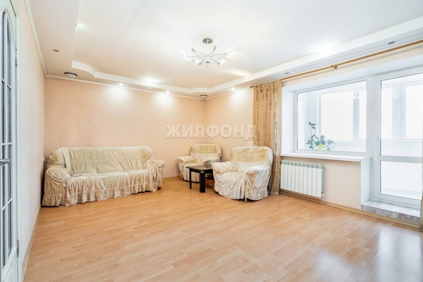 
   Продам 2-комнатную, 58 м², Иркутский тракт, 12

. Фото 6.