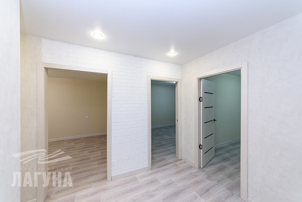 
   Продам 3-комнатную, 61.8 м², Ивана Черных ул, 97/2

. Фото 18.