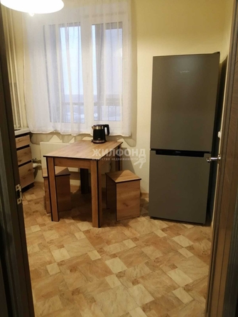 
  Сдам в аренду 1-комнатную квартиру, 35 м², Томск

. Фото 2.