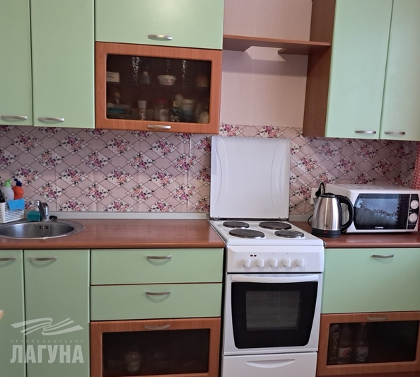 
  Сдам в аренду 1-комнатную квартиру, 40 м², Зональная Станция

. Фото 1.