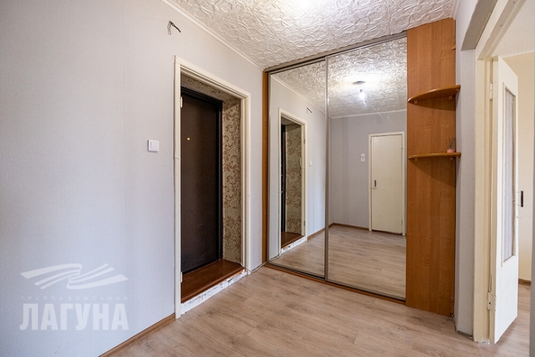 
  Сдам в аренду 1-комнатную квартиру, 38.4 м², Томск

. Фото 2.