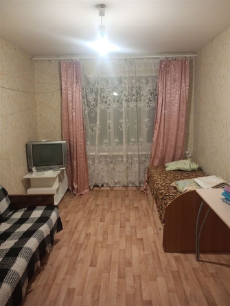 
   Продам 3-комнатную, 47.7 м², Нефтяников ул, 4

. Фото 14.