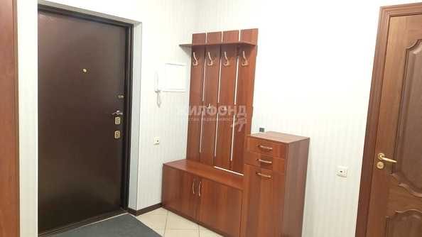 
  Сдам в аренду 1-комнатную квартиру, 50 м², Томск

. Фото 6.