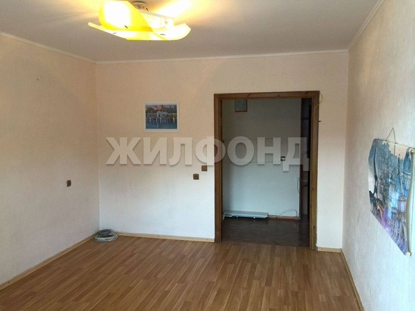 
   Продам 2-комнатную, 52 м², Академический пр-кт, 17

. Фото 4.
