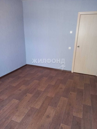 
   Продам 3-комнатную, 65.5 м², Сибирская ул, 102/2

. Фото 4.