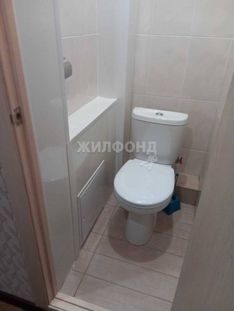 
   Продам 3-комнатную, 65.5 м², Сибирская ул, 102/2

. Фото 7.