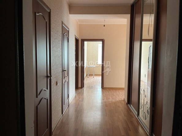 
   Продам 2-комнатную, 72.7 м², Красноармейская ул, 148

. Фото 3.