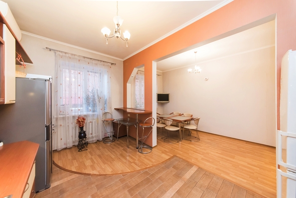 
   Продам коттедж, 445.4 м², Томск

. Фото 9.