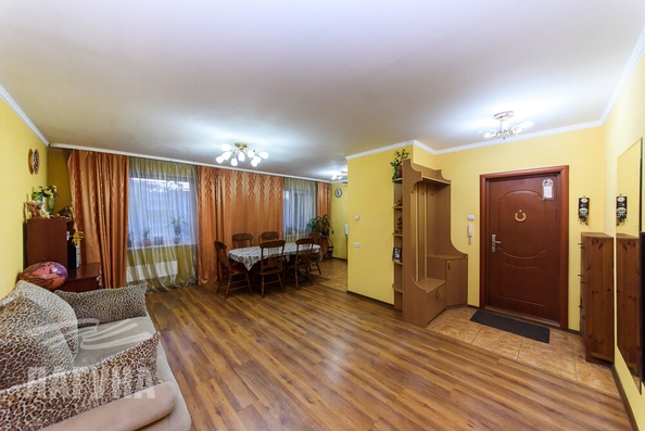 
   Продам 3-комнатную, 67.6 м², Сибирская ул, 110

. Фото 6.