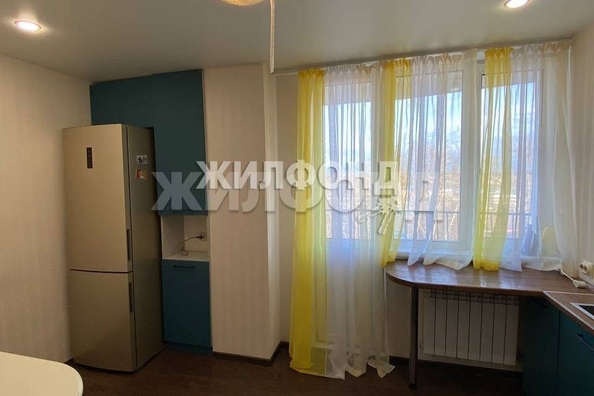 
   Продам 2-комнатную, 95 м², Профсоюзная ул, 7

. Фото 12.
