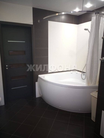 
   Продам 4-комнатную, 118 м², Кузнецова ул, 6

. Фото 12.