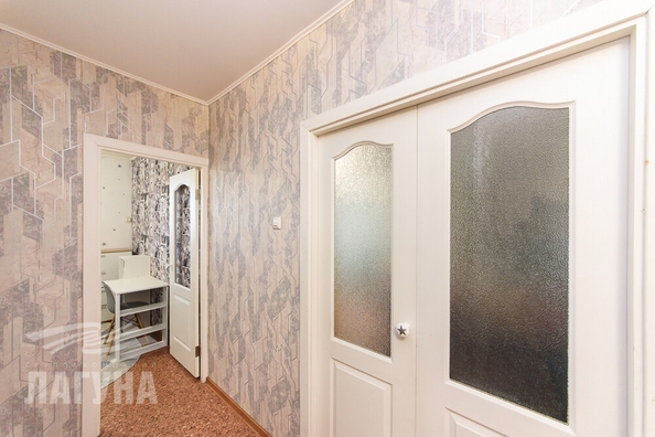 
   Продам 2-комнатную, 39 м², Обручева ул, 12

. Фото 2.