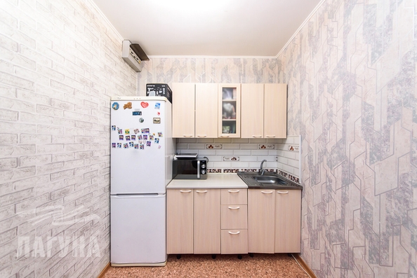 
   Продам 2-комнатную, 39 м², Обручева ул, 12

. Фото 21.