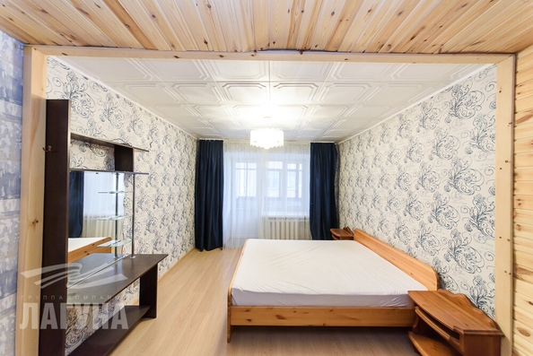 
   Продам 3-комнатную, 90 м², Советская ул, 70

. Фото 22.